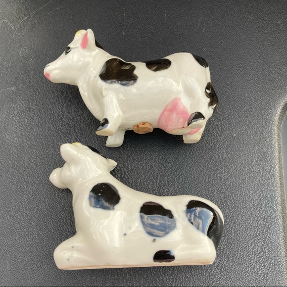 Cow Salt & Pepper Shakers - Picture 6 of 7